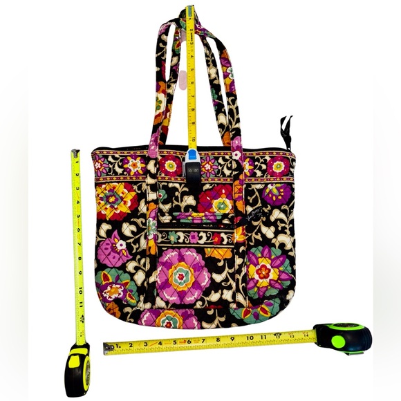 Vera Bradley Suzani Print Quilted Tote Bag Black Floral Cotton Shoulder Bag - Picture 3 of 5